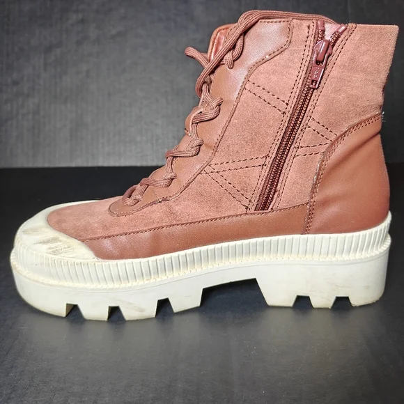 Gianni Bini Wander Lust Lug Sole Platform Bootie Cinnamon Suede LaceUp Zipper 9M - Picture 2 of 11